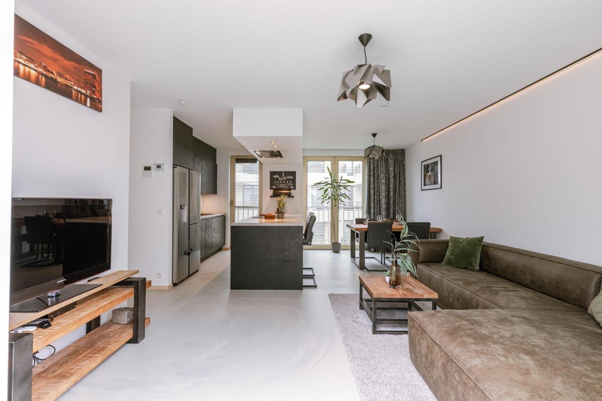 Modern With Large Terrace Apartment Antwerp