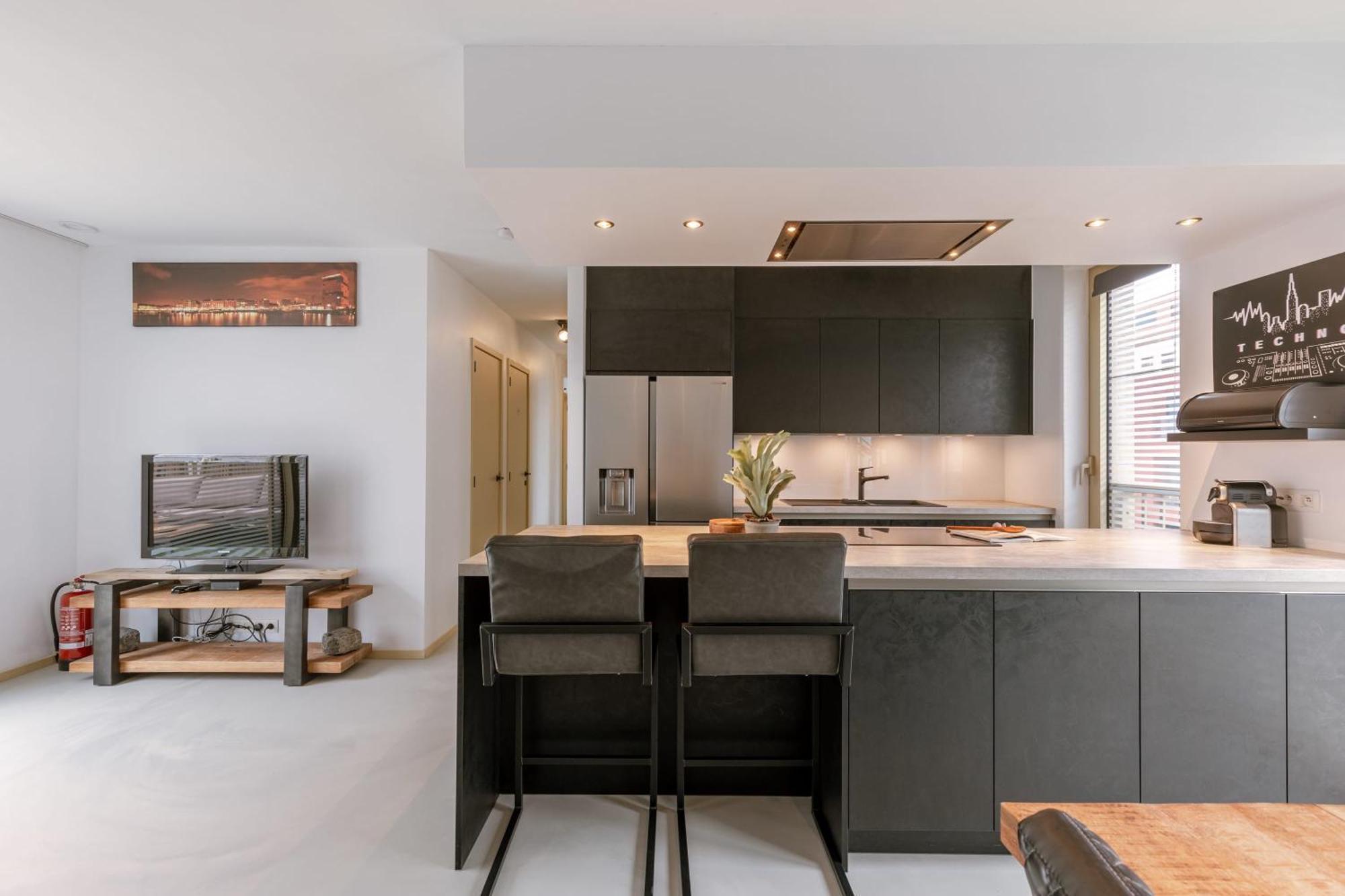 Modern With Large Terrace Appartement